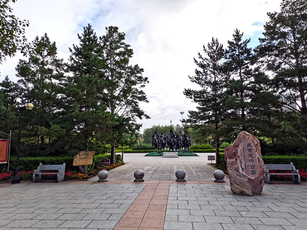 �ɼ�˼���㳡��Ŀ